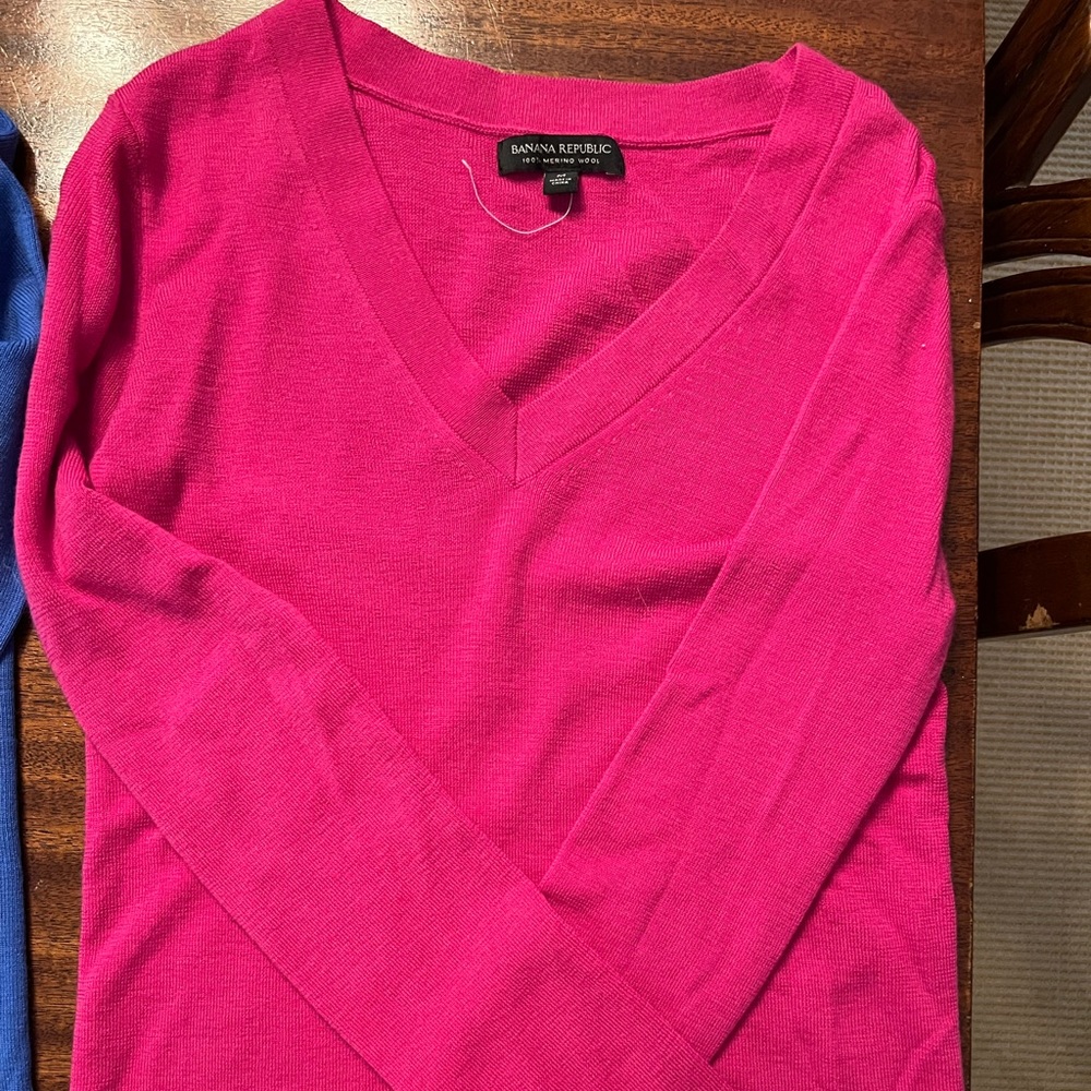 Banana Republic hot pink sweater